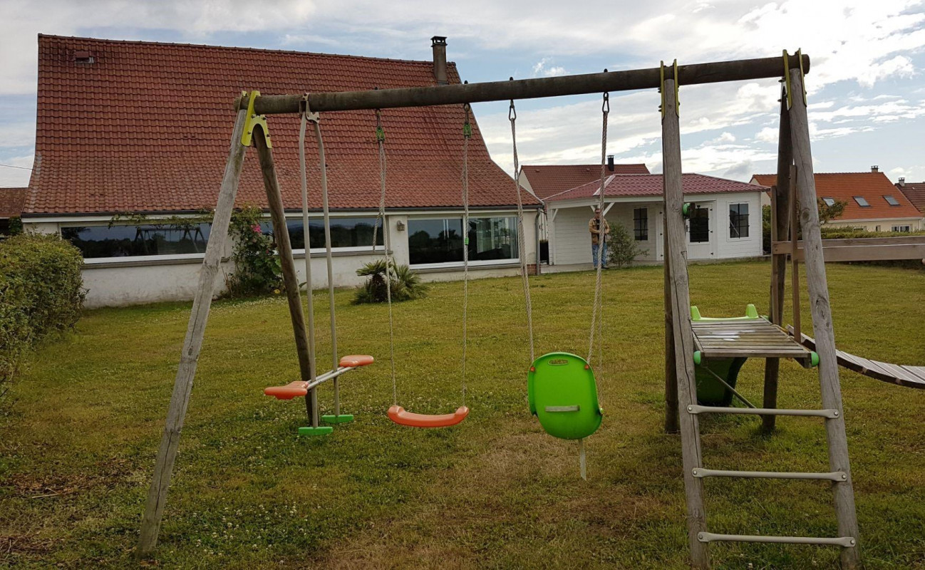 photo 0